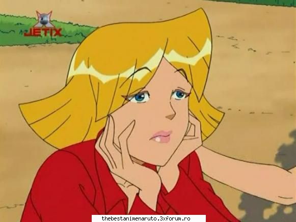 @Clover``...^^ - indragostita mereu....este destul de - Totally Spies